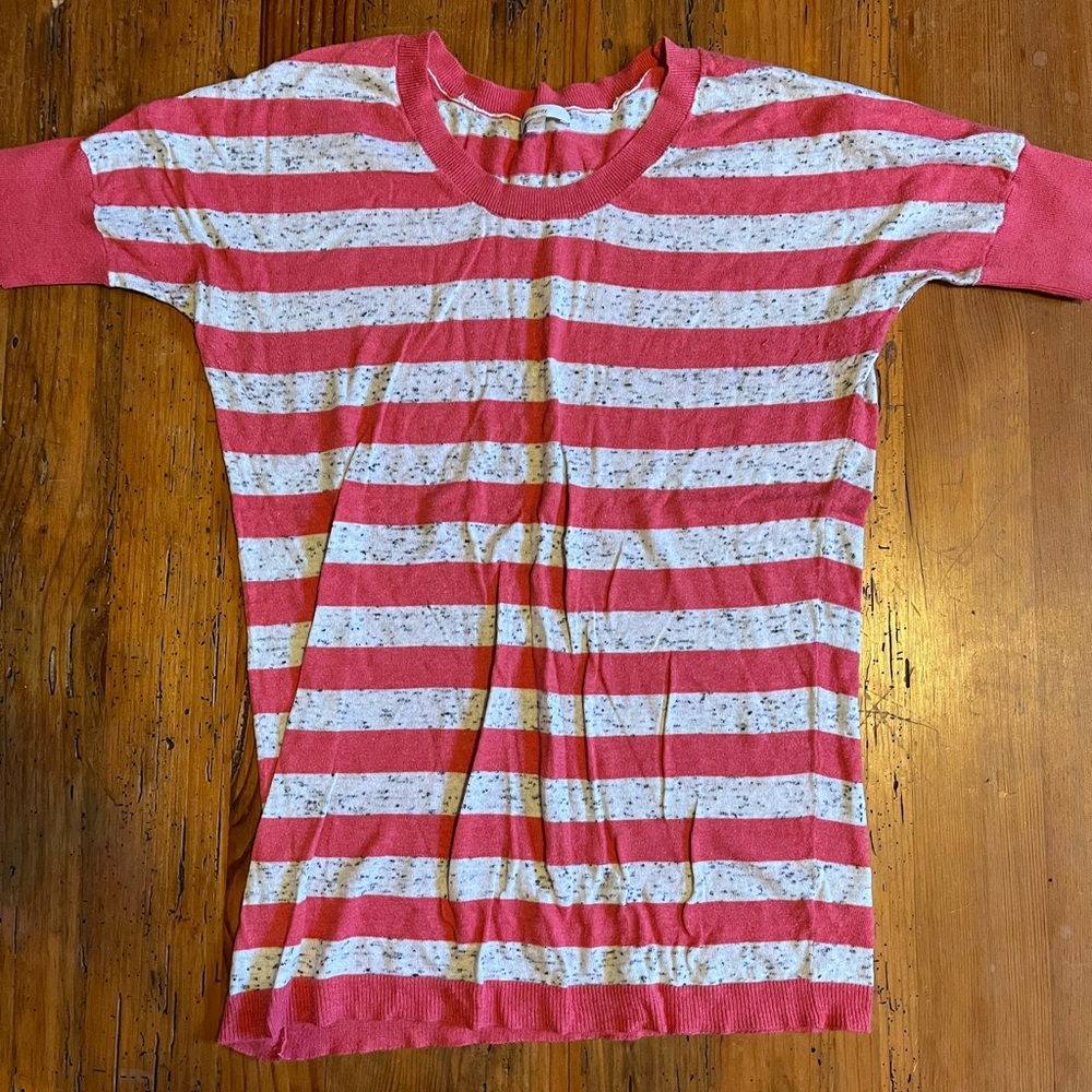 Gap Maternity shirt